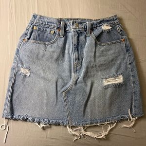 Levi’s - Mini Skirt